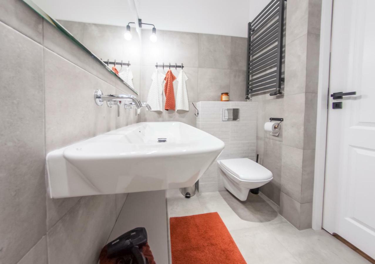 Family Luxury Comfort Old Town Apartament, 1-8, 2 Sypialnie I Salon, Parking W Cenie Gdańsk Exterior foto