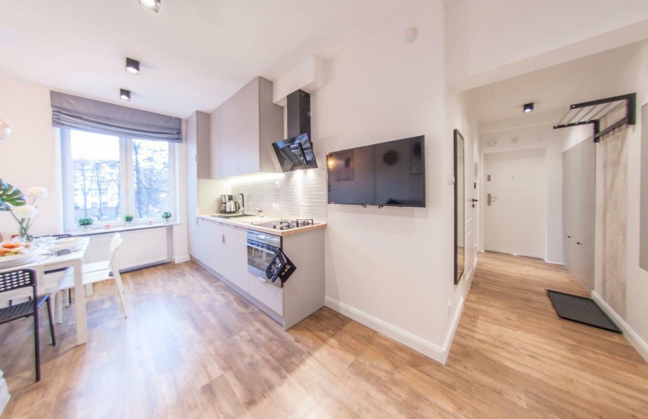 Family Luxury Comfort Old Town Apartament, 1-8, 2 Sypialnie I Salon, Parking W Cenie Gdańsk Exterior foto